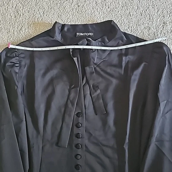 Italy Puff Sleeve Tie Neck Button Blouse - Picture 4 of 8